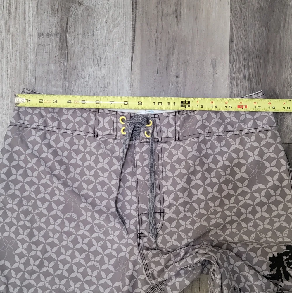 H&M Gray Patterned Swim Trunks with Geometric And Skull Print